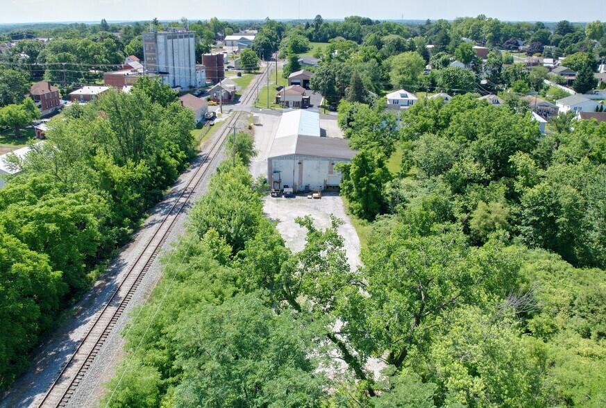 More Photos Of 4030 Gill Ave, Hampstead Research And Development For Sale