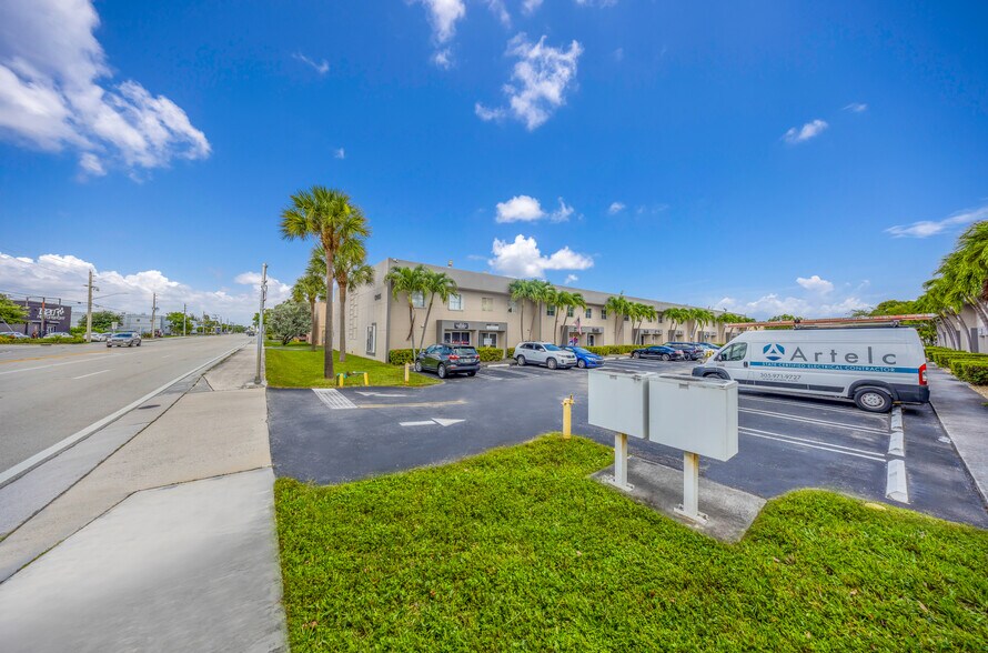 More Photos Of 13405 SW 128th St, Miami Light Manufacturing For Sale