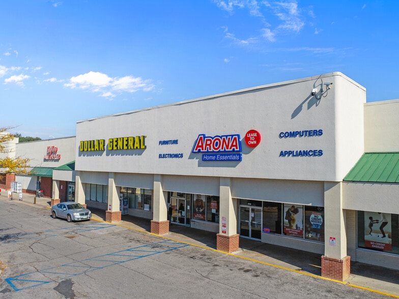 More Photos Of 3405-3411 SE 14th St, Des Moines General Retail For Lease