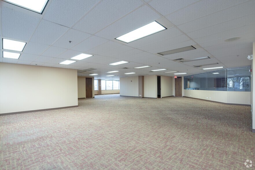 More Photos Of 1011 E Touhy Ave, Des Plaines Medical For Lease