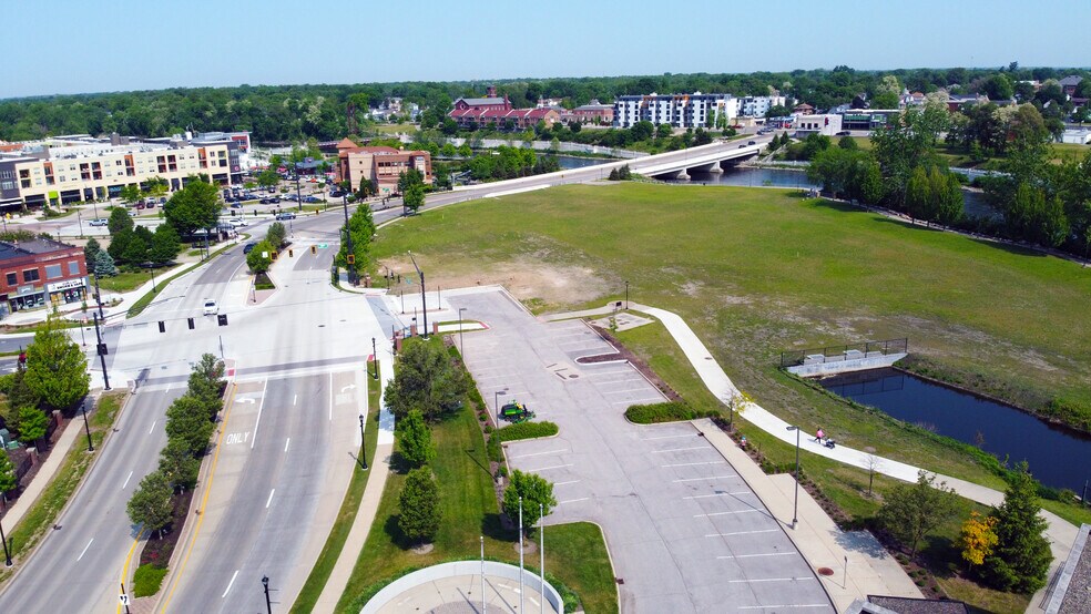 More Photos Of 200 N Church St, Mishawaka Office For Lease
