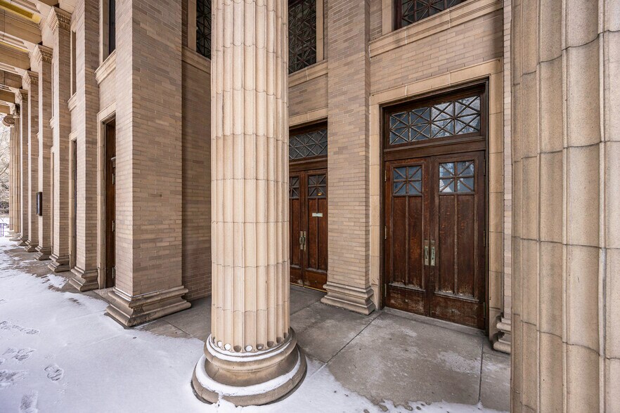 More Photos Of 220 North St, Buffalo Specialty For Sale