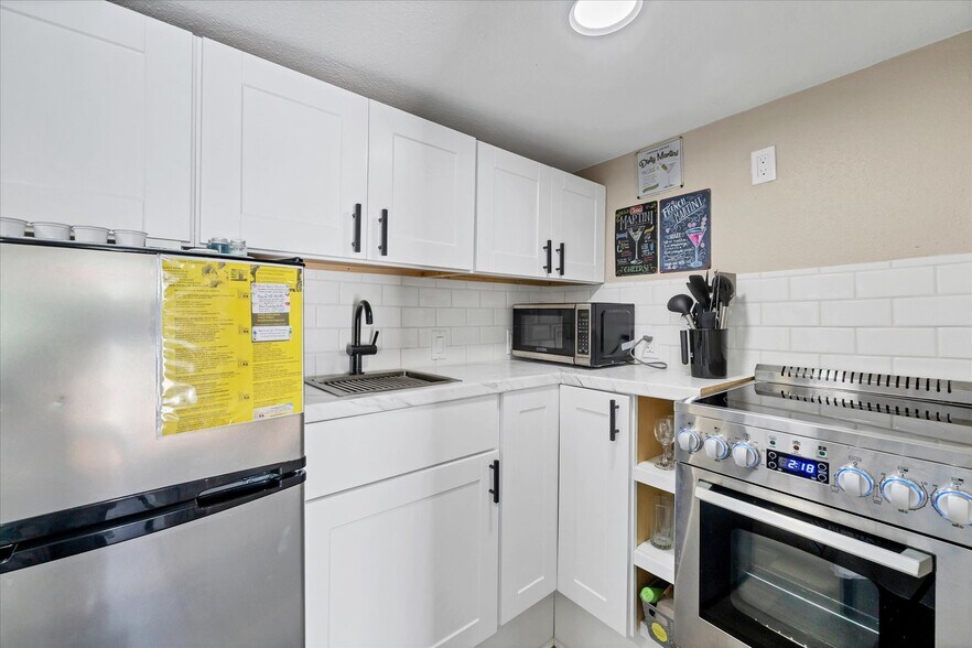 More Photos Of 115 Friendship Ln, Englewood Apartments For Sale
