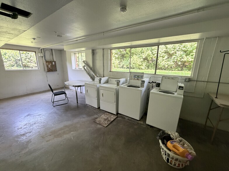 More Photos Of 7402 Overton Ave, Raytown Apartments For Sale