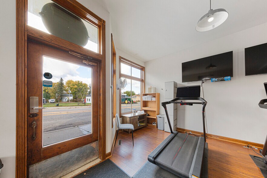 More Photos Of 305 Main St, Henderson Storefront Retail Residential For Sale