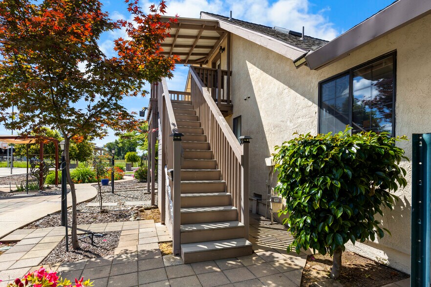 More Photos Of 9930 Calvine Rd, Sacramento Apartments For Sale