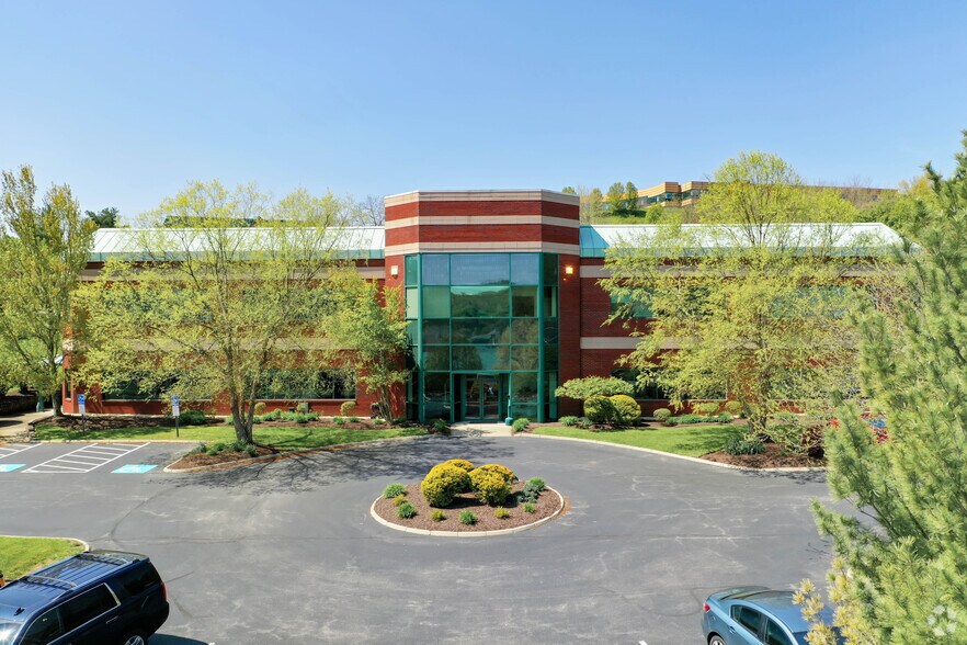 Primary Photo Of 160 Technology Dr, Canonsburg Office For Lease