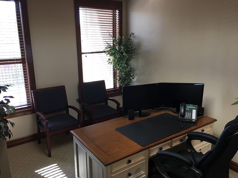 More Photos Of 3520 N University Ave, Provo Office For Sale