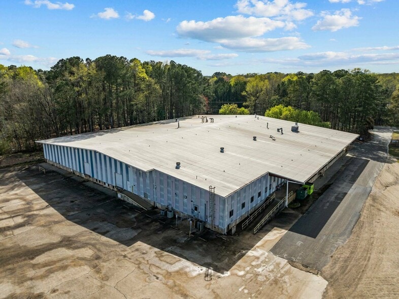 More Photos Of 2107 Black Creek Rd SE, Wilson Warehouse For Lease