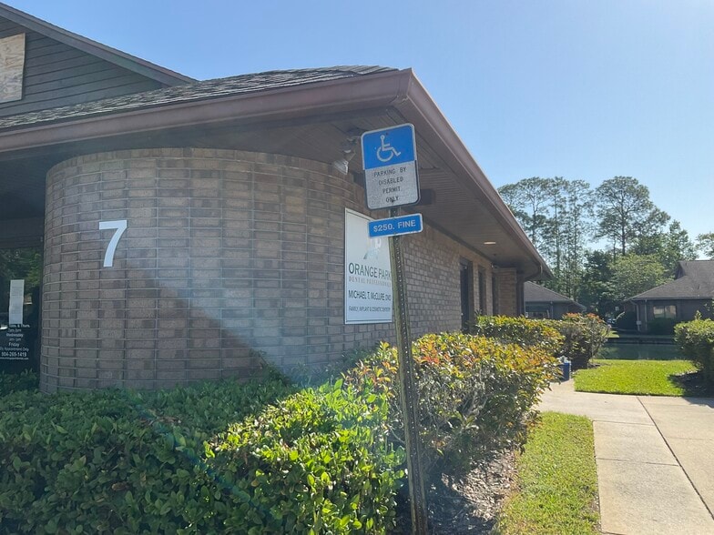 More Photos Of 1409 Kingsley Ave, Orange Park Medical For Sale