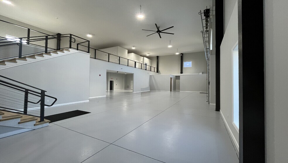 More Photos Of 2398 Beryllium Rd, Scotch Plains Warehouse For Sale