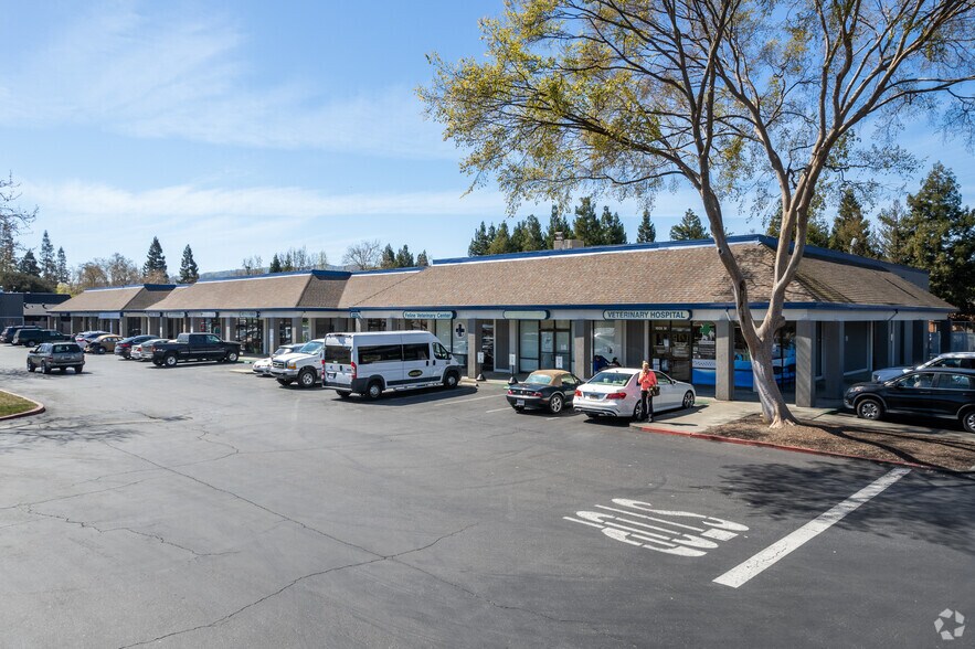 More Photos Of 1807 E Santa Rita Rd, Pleasanton Unknown For Lease