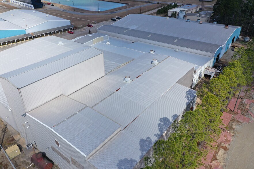 More Photos Of 1 Dixie Dr, Baxley Warehouse For Sale