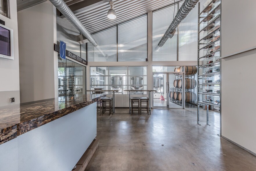 More Photos Of 330 TC Jester Blvd, Houston Winery Vineyard For Sale