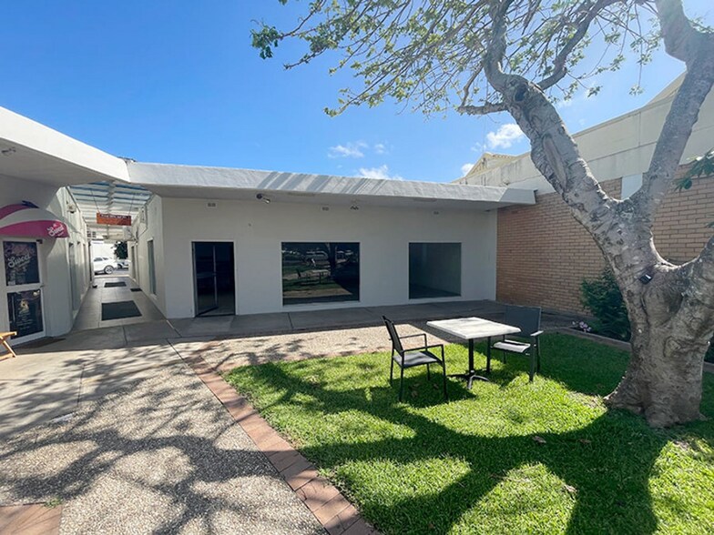 Primary Photo Of 58 Beach St, Woolgoolga Restaurant For Lease