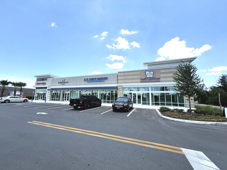 More Photos Of 8260 Heritage Green way, Bradenton Unknown For Lease