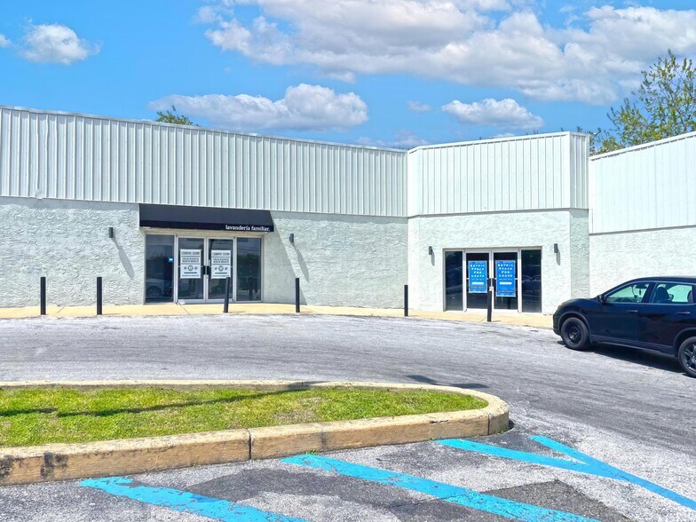 More Photos Of 3125 New Castle Ave, New Castle Freestanding For Lease