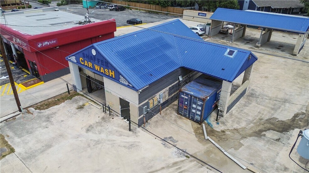 More Photos Of 7850 Callaghan Rd, San Antonio Carwash For Sale