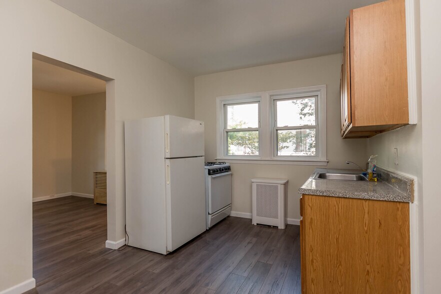 More Photos Of 291 S Lexington Ave, White Plains Apartments For Sale