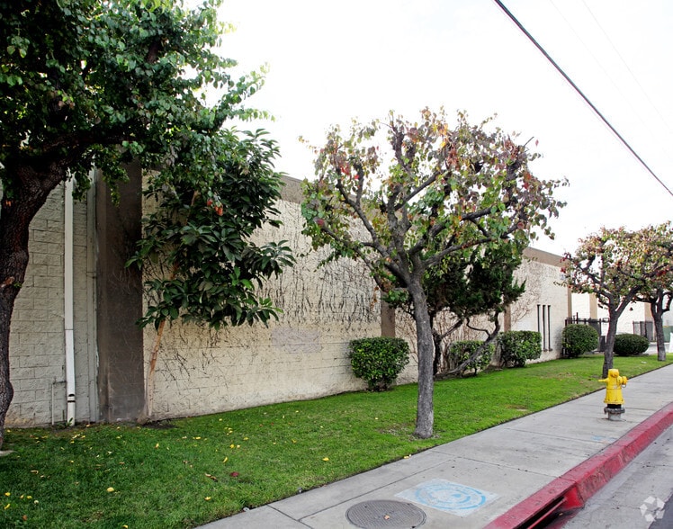 More Photos Of 14910-14914 E Nelson Ave, City Of Industry Warehouse For Lease