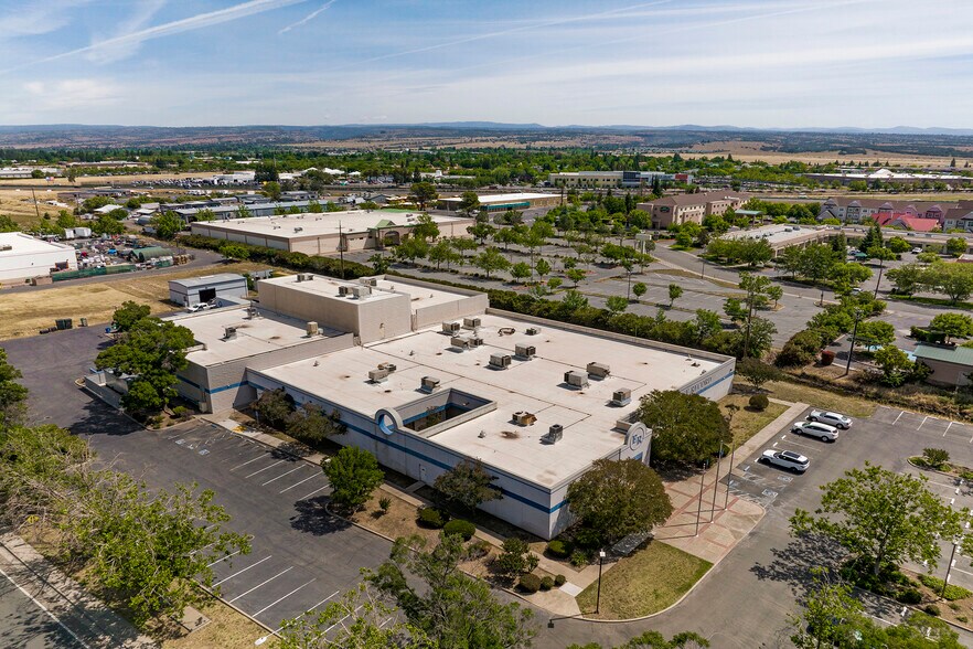 More Photos Of 400 E Park Ave, Chico Office For Sale