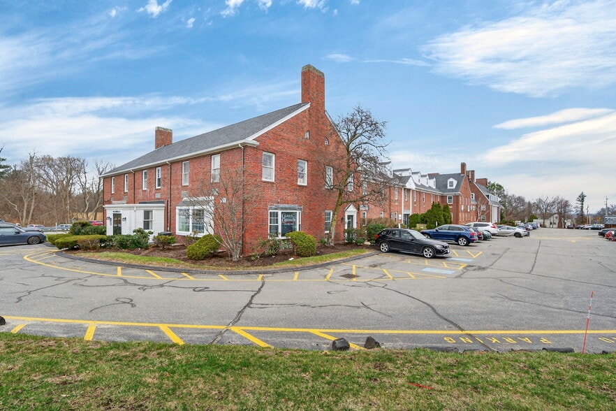 More Photos Of 451 Andover St, North Andover Medical For Sale