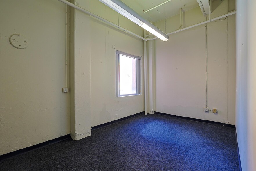 More Photos Of 817 Main St, Cincinnati Office Residential For Sale