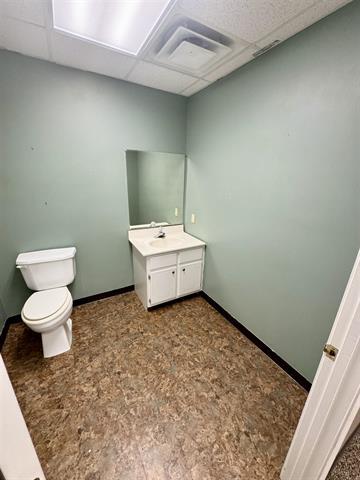 More Photos Of 301 Lake Dr, Ripley Office For Sale