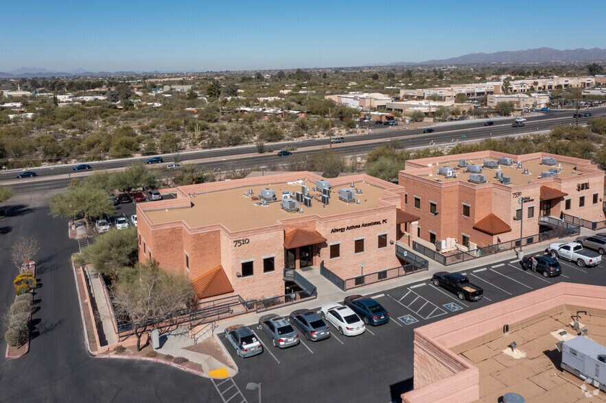 More Photos Of 7490 N Oracle Rd, Tucson Unknown For Lease