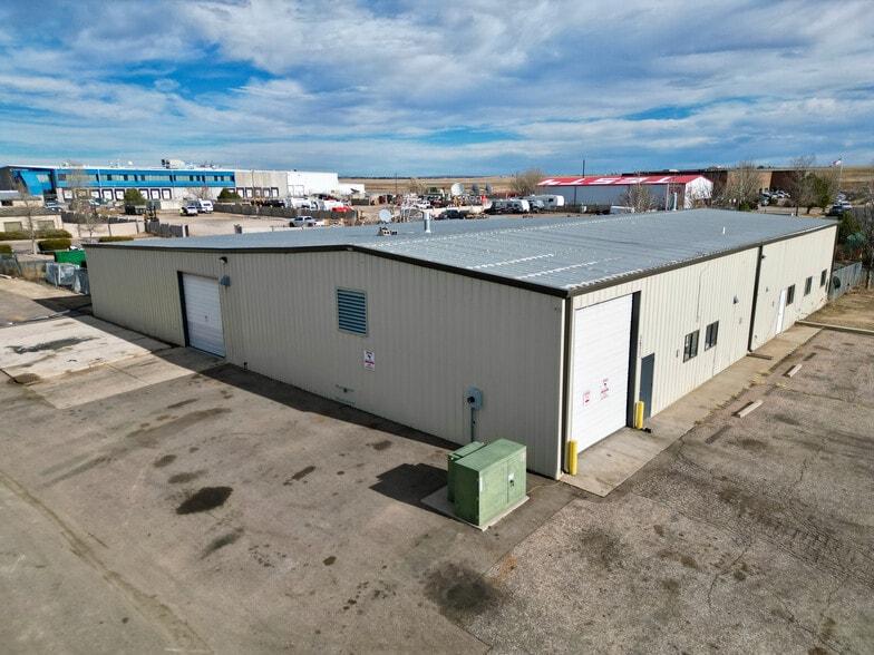 More Photos Of 5655 Parachute Cir, Colorado Springs Warehouse For Lease