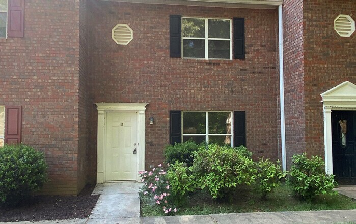 More Photos Of 4024-4078 Hidden Hollow Dr, Gainesville Apartments For Sale