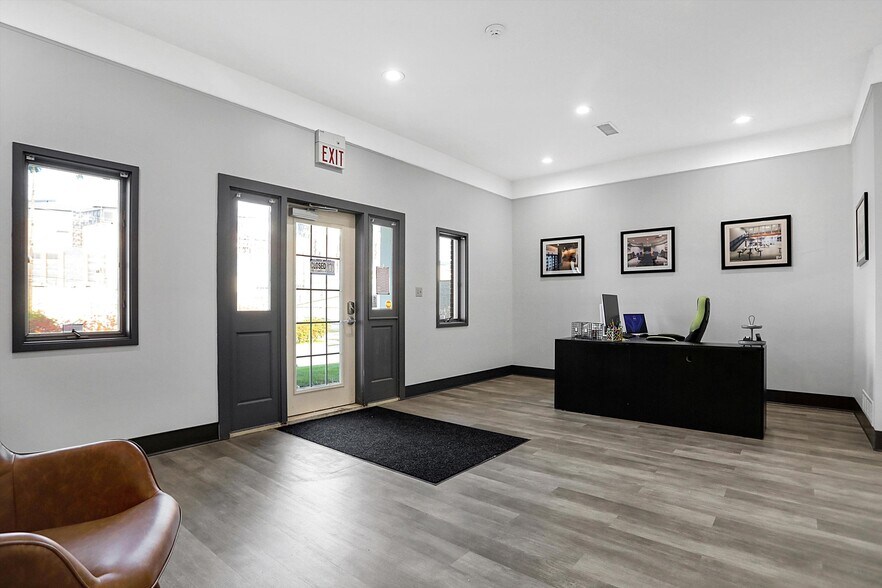 More Photos Of 615 Russell Ave, Indianapolis Medical For Sale