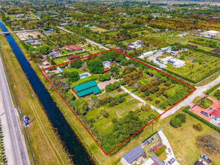 More Photos Of 19050 SW 194th Ave, Miami Lodge Meeting Hall For Sale