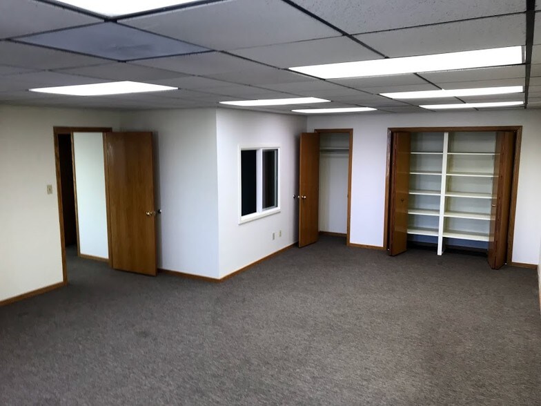 More Photos Of 3768 Norwood Dr, Littleton Warehouse For Lease