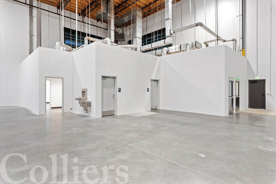 More Photos Of 16685 Madison Rd, Nampa Warehouse For Sale