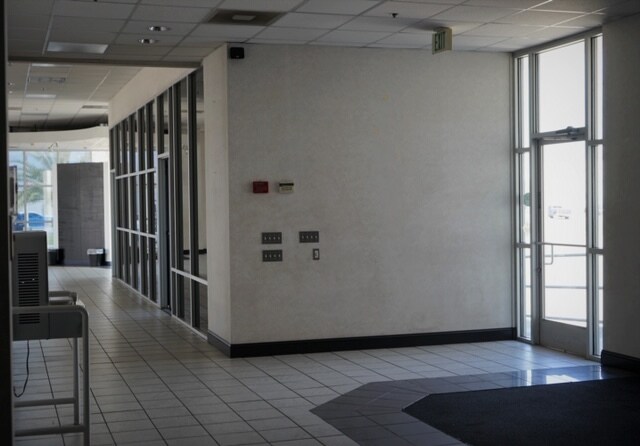 More Photos Of 4608 Rudnick Ct, Bakersfield Auto Dealership For Lease