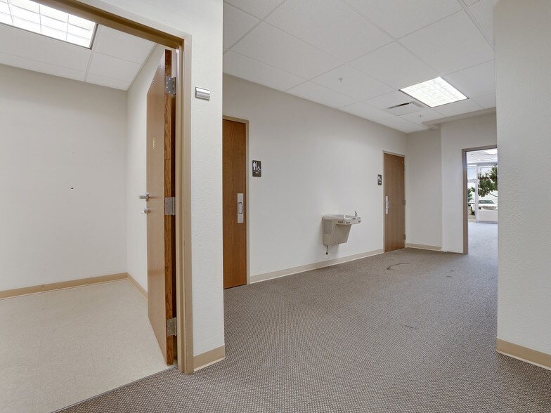 More Photos Of 561 25 Rd, Grand Junction Office For Lease
