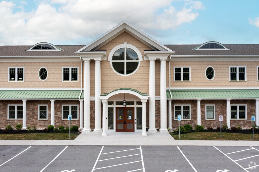 More Photos Of 7255 Pittsford Victor Rd, Victor Office For Sale