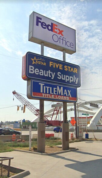 More Photos Of 9147 Skillman St, Dallas General Retail For Sale