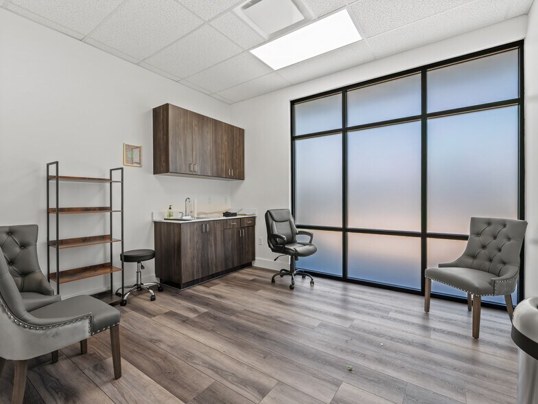 More Photos Of 3112 Capital Way, Fort Worth Medical For Lease