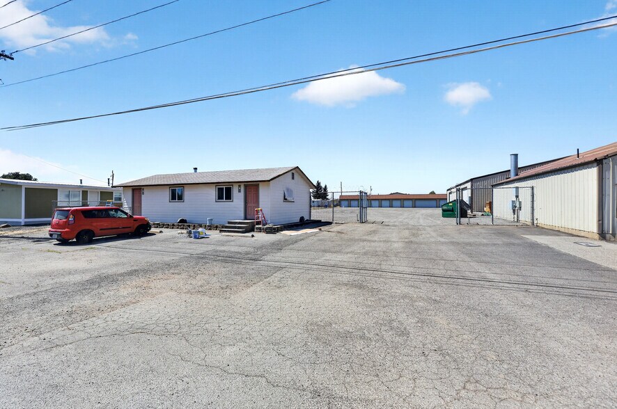 More Photos Of 1612 S Campbell St, Spokane Warehouse For Sale