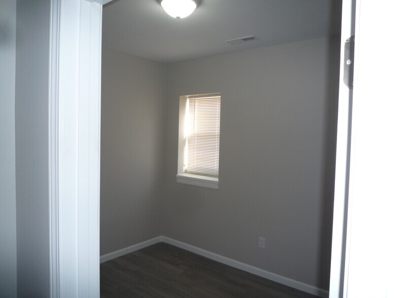 More Photos Of 4400 W Florissant Ave, Saint Louis Apartments For Sale