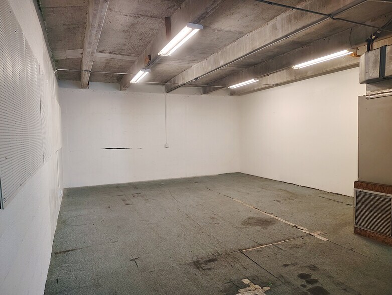 Primary Photo Of 2250-2296 N US Highway 1, Fort Pierce Flex For Lease