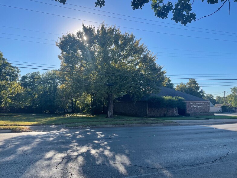 More Photos Of 1020-1030 Sylvania, Fort Worth Land For Sale