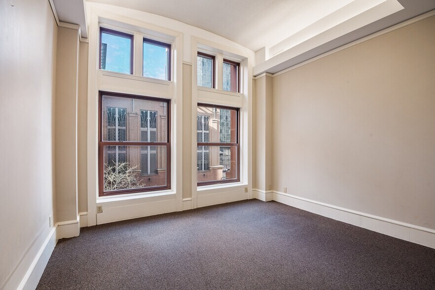 More Photos Of 6 W 5th St W, Saint Paul Office For Sale