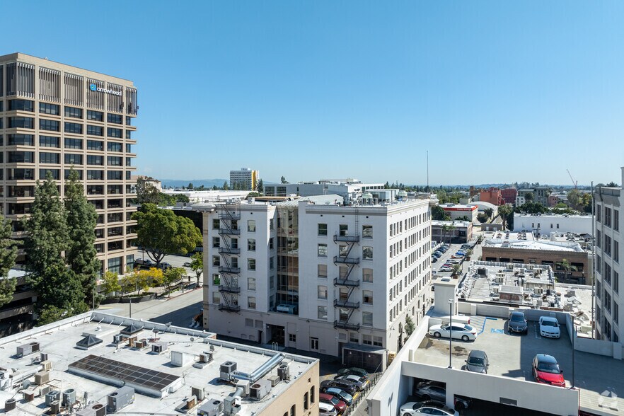 More Photos Of 119 E Colorado Blvd, Pasadena Office For Lease