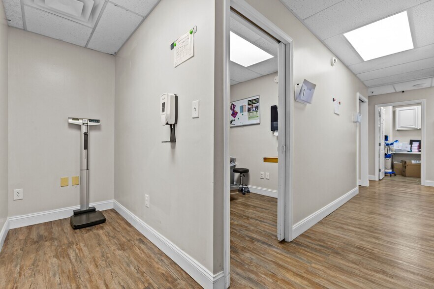 More Photos Of 101 N Main St, Stanton Healthcare For Sale