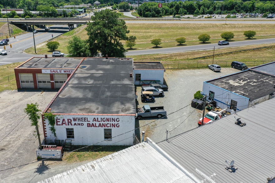 More Photos Of 1001 N Berkeley Blvd, Goldsboro Auto Repair For Sale