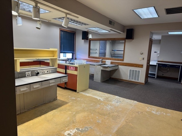 More Photos Of 125 S 9th St, Lincoln Medical For Lease