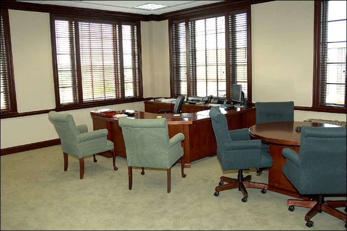 More Photos Of 23 Royal Rd, Flemington Office For Lease